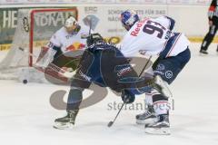 DEL - Eishockey - ERC Ingolstadt - EHC Red Bull München - Fabio Wagner (#5 ERC Ingolstadt) - Leggio David (73 München) - Saison 2015/2016 - Foto: Meyer Jürgen