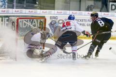 DEL - Eishockey - ERC Ingolstadt - Adler Mannheim - Saison 2015/2016 - Brandon Buck (#9 ERC Ingolstadt) mit dem 1:0 Führungstreffer - Emery Raymond Torwart(#30 Mannheim) - Buchwieser Martin (#16 Mannheim - Foto: Meyer Jürgen