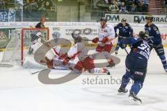 DEL - Eishockey - ERC Ingolstadt - Düsseldorfer EG - Saison 2015/2016 - Thomas Greilinger (#39 ERC Ingolstadt) schiesst den 1:1 Ausgleichstreffer - Niederberger Mathias Torwart (#35 Düsseldorf) - - Foto: Meyer Jürgen