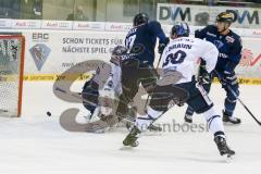 DEL - Eishockey - ERC Ingolstadt - Eisbären Berlin - Saison 2015/2016 - Petr Taticek (#17 ERC Ingolstadt) erziehlt das 2:0 das aber wegen Torraumabseits nicht gegeben wurde - Vehanen Petri Torwart (#31 Berlin) - John Laliberte (#15 ERC Ingolstadt) - Foto: