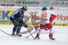 DEL - Eishockey - ERC Ingolstadt - Düsseldorfer EG DEG -  Danny Irmen (ERC 19) und rects Marcel Brandt (92 DEG)