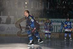 DEL - Eishockey - ERC Ingolstadt - Düsseldorfer EG - Saison 2015/2016 - Björn Barta (#33 ERC Ingolstadt) - Foto: Jürgen Meyer