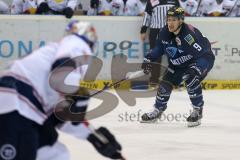 DEL - Eishockey - ERC Ingolstadt - EHC München Red Bull - rechts Brandon Buck (ERC 9)