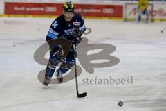 DEL - Eishockey - ERC Ingolstadt - Krefeld Pinguine - Saison 2015/2016 - Benedikt Kohl (#34 ERC Ingolstadt) beim warm machen - Foto: Jürgen Meyer