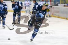 DEL - Eishockey - ERC Ingolstadt - Schwenninger Wild Wings - Saison 2015/2016 - Patrick McNeill (#2 ERC Ingolstadt) beim warm machen - Foto: Jürgen Meyer