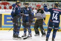 DEL - Eishockey - ERC Ingolstadt - Grizzlys Wolfsburg - Saison 2015/2016 - John Laliberte (#15 ERC Ingolstadt) trifft zum 1:0 Führungstreffer John Laliberte (#15 ERC Ingolstadt) - Brandon Buck (#9 ERC Ingolstadt) - Dustin Friesen (#14 ERC Ingolstadt) - Br