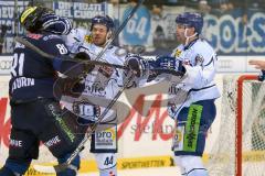 DEL - Eishockey - ERC Ingolstadt - Straubing Tigers - Tomas Kubalik (ERC 81) Streit mit Danny Urban (Straubing 44)