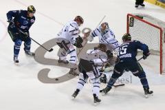 DEL - Eishockey - ERC Ingolstadt - Iserlohn Roosters - Saison 2015/2016 - Brian Lebler (#7 ERC Ingolstadt) - Pickard Chet Torwart (#34 Iserlohn) - John Laliberte (#15 ERC Ingolstadt) - Periard Michel (#6 Iserlohn) - Foto: Meyer Jürgen