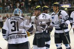 DEL - Eishockey - ERC Ingolstadt - Orli Znojmo - Saison 2015/2016 - Testspiel - Torwart Marco Eisenhut (ERC 31) mit Patrick McNeill (ERC 2) Marc Schmidpeter (ERC 20)