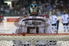 DEL - Eishockey - ERC Ingolstadt - Orli Znojmo - Saison 2015/2016 - Testspiel - Torwart Timo Pielmeier (ERC 51)