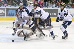 DEL - Eishockey - Eisbären Berlin - ERC Ingolstadt - Saison 2016/2017 - Timo Pielmeier Torwart (#51 ERCI) - Dustin Friesen (#14 ERCI) - Jamie MacQueen (#17 Berlin) - Foto: Meyer Jürgen