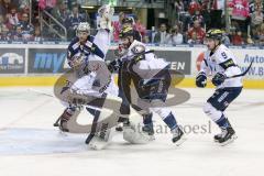 DEL - Eishockey - Eisbären Berlin - ERC Ingolstadt - Saison 2016/2017 - Timo Pielmeier Torwart (#51 ERCI) - Dustin Friesen (#14 ERCI) - Jamie MacQueen (#17 Berlin) - Foto: Meyer Jürgen