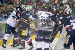 DEL - Eishockey - Eisbären Berlin - ERC Ingolstadt - Saison 2016/2017 - John Laliberte (#15 ERCI) -schlaägerei - Foto: Meyer Jürgen