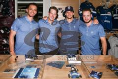 DEL - Eishockey - ERC Ingolstadt - Saison 2016/2017 - Bauer Day`s beim Fairplay Hockey Shop - von links nach rechts - Brian Salcido (#22 ERCI) - Danny Irmen (#19 ERCI) - Benedikt Kohl (#34 ERCI) - Simon Schütz (#97 ERCI) Foto: Meyer Jürgen