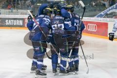 DEL - Eishockey - ERC Ingolstadt - Schwenninger Wild Wings - Saison 2016/2017 - Petr Pohl (#33 ERCI) schiesst das 2:0 - Jubel - Foto: Meyer Jürgen