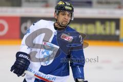 DEL - Eishockey - ERC Ingolstadt - Adler Mannheim - Saison 2016/2017 - Brian Salcido (#22 ERCI) beim warm machen - Foto: Meyer Jürgen