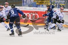 DEL - Eishockey - ERC Ingolstadt - Schwenninger Wild Wings - Saison 2016/2017 - John Laliberte (#15 ERCI) - 56 Kalle Kaijomaa (Schwenninger Wild Wings) - Foto: Meyer Jürgen