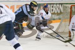 DEL - Eishockey - ERC Ingolstadt - EHC Red Bull München - Saison 2016/2017 - Thomas Oppenheimer (#8 ERCI) scheitert an Danny Aus den Birken Torwart(#33 München) - Seidenberg Yannic (#36 München) - Foto: Meyer Jürgen