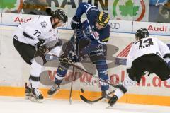 DEL - Eishockey - ERC Ingolstadt - Nürnberg Ice Tigers - Saison 2016/2017 - Petr Taticek (#17 ERCI) - Marius Möchel (#77 Nürnberg) - Foto: Meyer Jürgen