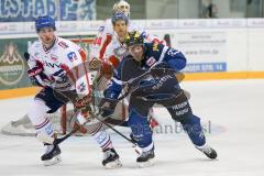 DEL - Eishockey - ERC Ingolstadt - Adler Mannheim - Saison 2016/2017 - Petr Pohl (#33 ERCI) - Akdag Sinan (#7 Mannheim) - Endras Dennis Torwart (#44 Mannheim) - Foto: Meyer Jürgen