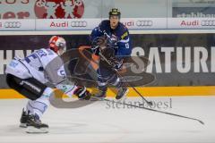 DEL - Eishockey - ERC Ingolstadt - Schwenninger Wild Wings - rechts Brandon Buck (ERC 9)