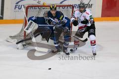 DEL - Eishockey - ERC Ingolstadt - Kölner Haie - Saison 2016/2017 - Timo Pielmeier Torwart (#51 ERCI) - Darryl Boyce (#10 ERCI)  - Foto: Meyer Jürgen