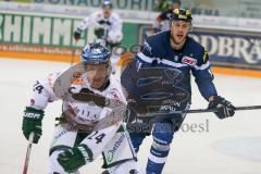 DEL - Eishockey - ERC Ingolstadt - Augsburger Panther - Saison 2016/2017 - Darryl Boyce (#10 ERCI)  - T.J Trevelyan (#24 Augsburg) - Foto: Meyer Jürgen