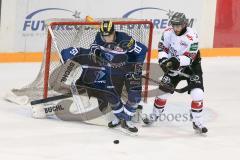 DEL - Eishockey - ERC Ingolstadt - Kölner Haie - Saison 2016/2017 - Timo Pielmeier Torwart (#51 ERCI) - Darryl Boyce (#10 ERCI)  - Foto: Meyer Jürgen