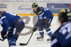 DEL - Eishockey - ERC Ingolstadt - Schwenninger Wild Wings - Martin Buchwieser (ERC 16)