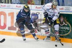 DEL - Eishockey - ERC Ingolstadt - Eisbären Berlin - Saison 2016/2017 - David Elsner (#61 ERCI) - Roach Alexander(#4 Berlin) -  Foto: Meyer Jürgen