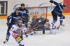 DEL - Eishockey - ERC Ingolstadt - Eisbären Berlin - Saison 2016/2017 - Timo Pielmeier Torwart (#51 ERCI) - Patrick Köppchen (#55 ERCI) - David Elsner (#61 ERCI) - Julian Talbot (#48 Berlin) - Foto: Meyer Jürgen