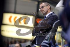 DEL - Eishockey - ERC Ingolstadt - Schwenninger Wild Wings - Cheftrainer Tommy Samuelsson (ERC) an der Bande