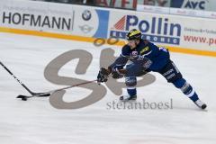 DEL - Eishockey - ERC Ingolstadt - Düsseldorfer EG - Saison 2016/2017 - David Elsner (#61 ERCI) - Stephan Daschner (Nr.3, Duesseldorfer EG) - Foto: Meyer Jürgen