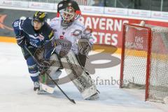 DEL - Eishockey - ERC Ingolstadt - Straubing Tigers - Saison 2016/2017 - Björn Svensson (#91 ERCI) - Pätzold Dimitri Torwart (#32 Straubing) - Foto: Meyer Jürgen