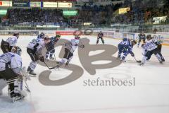 DEL - Eishockey - ERC Ingolstadt - Schwenninger Wild Wings - Saison 2016/2017 - Thomas Pielmeier (#50 ERCI) beim Bully - Foto: Meyer Jürgen