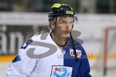 DEL - Eishockey - ERC Ingolstadt - Adler Mannheim - Saison 2016/2017 - Danny Irmen (#19 ERCI) beim warm machen - Foto: Meyer Jürgen