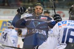 DEL - Eishockey - ERC Ingolstadt - Iserlohn Roosters - Saison 2016/2017 - Der 2:2 Ausgleichstreffer von Danny Irmen (#19 ERCI) - jubel - Foto: Meyer Jürgen