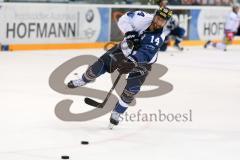 DEL - Eishockey - ERC Ingolstadt - Eisbären Berlin - Saison 2016/2017 - Dustin Friesen (#14 ERCI) beim warm machen - Foto: Meyer Jürgen