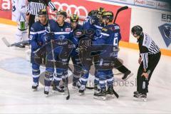 DEL - Eishockey - ERC Ingolstadt - Straubing Tigers - Saison 2016/2017 - Der 2:2  Ausggleichstreffer von Darryl Boyce (#10 ERCI)  - jubel - Brandon Buck (#9 ERCI) - Danny Irmen (#19 ERCI) - Foto: Meyer Jürgen