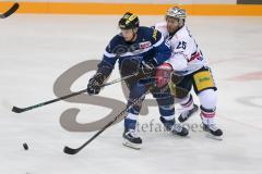 DEL - Eishockey - ERC Ingolstadt - Eisbären Berlin - Saison 2016/2017 - Danny Irmen (#19 ERCI) - Micki DuPont (#25 Berlin) - Foto: Meyer Jürgen