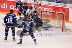 DEL - Eishockey - ERC Ingolstadt - Krefeld Pinguine - Saison 2016/2017 - Der 2:2 Ausgleichstreffer durch Lukas Koziol (#96 Krefeld) - Timo Pielmeier Torwart (#51 ERCI) - Christoph Kiefersauer (#21 ERCI) - Danny Irmen (#19 ERCI) -  Foto: Meyer Jürgen