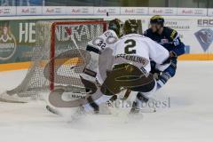 DEL - Eishockey - ERC Ingolstadt - Nürnberg Ice Tigers - Saison 2016/2017 - Brian Salcido (#22 ERCI) - Jochen Reimer Torwart(#32 Nürnberg) - David Elsner (#61 ERCI) - Foto: Meyer Jürgen