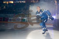 DEL - Eishockey - ERC Ingolstadt - Fischtown Pinguins - Saison 2016/2017 - John Laliberte (#15 ERCI) beim Einlaufen - Foto: Meyer Jürgen