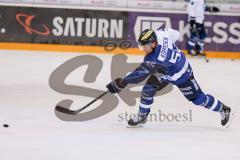 DEL - Eishockey - ERC Ingolstadt - Adler Mannheim - Saison 2016/2017 - Patrick Köppchen (#55 ERCI) -beim warm machen - Foto: Meyer Jürgen