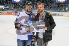 DEL - Eishockey - ERC Ingolstadt - Kölner Haie - Saison 2016/2017 - Stadtwerke mit einem Spiel auf dem Eis - Andreas Schmidt - Foto: Meyer Jürgen