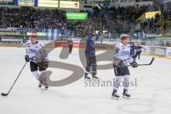 DEL - Eishockey - ERC Ingolstadt - Schwenninger Wild Wings - Saison 2016/2017 - Petr Taticek (#17 ERCI) mit dem 3:1 Führungstreffer - 35 Joseph MacDonald (Torhueter Schwenninger Wild Wings) - Foto: Meyer Jürgen