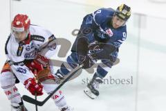 DEL - Eishockey - ERC Ingolstadt - Rapperswil-Jona  Lakers - Testspiel - Saison 2016/2017 - Brandon Buck (#9 ERCI) - Vogel Jan (#62 Rapperswil-Lakers) -  - Foto: Meyer Jürgen