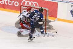 DEL - Eishockey - ERC Ingolstadt - Rapperswil-Jona  Lakers - Testspiel - Saison 2016/2017 - Benedikt Kohl (#34 ERCI) - Tobler Michael (#25 Rapperswil-Lakers) - Rizzello Antonio (#17 Rapperswil-Lakers) -  Foto: Meyer Jürgen