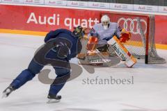 DEL - Eishockey - ERC Ingolstadt - Saison 2016/2017 - Training - Bastian Kucis Torwart von Kooperationspartner Kaufbeuren - Foto: Meyer Jürgen