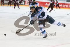 DEL - Eishockey - ERC Ingolstadt - Saison 2016/2017 - ERC Ingolstadt - Sparta Prag - Petr Pohl (#33 ERCI) beim warm machen - Foto: Meyer Jürgen